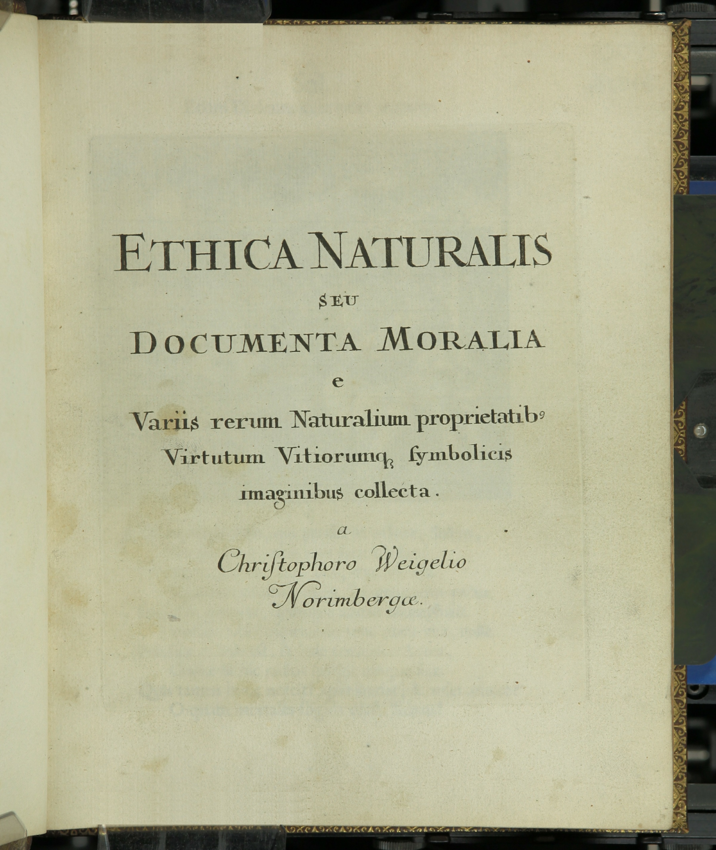 Summary: First edition, first issue of an educational emblem book based on various aspects of nature and human nature with 100 engraved emblems by Jan Luiken (41 images) and Caspar Luiken (59 images). Each emblem is accompanied by a 10-line Latin verse in letterpress by the German engraver and publisher Johann Christoph Weigel.