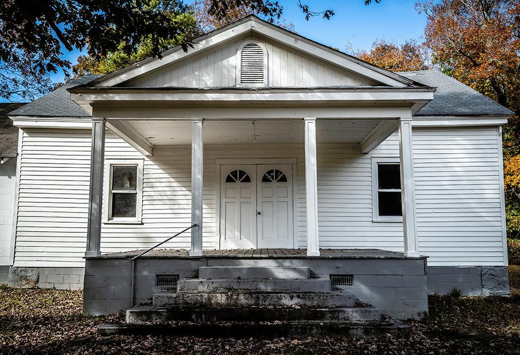 This record contains 2 images of Fellowship Primitive Baptist.